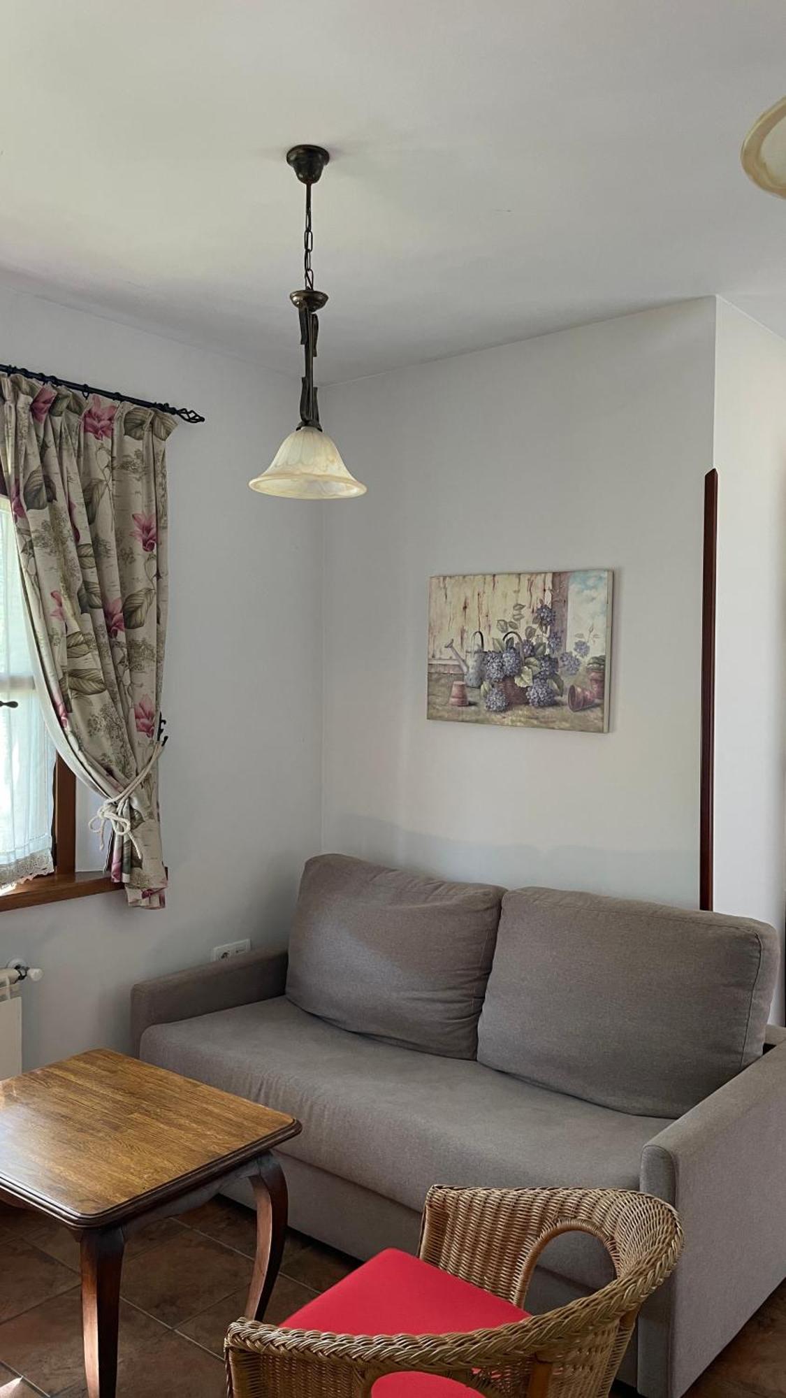 Apartamentos El Picoretu Mestas De Con Exterior foto