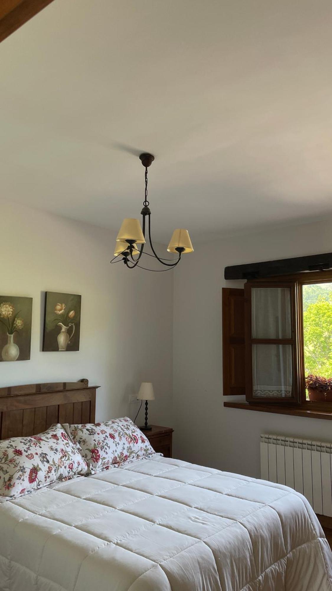 Apartamentos El Picoretu Mestas De Con Exterior foto