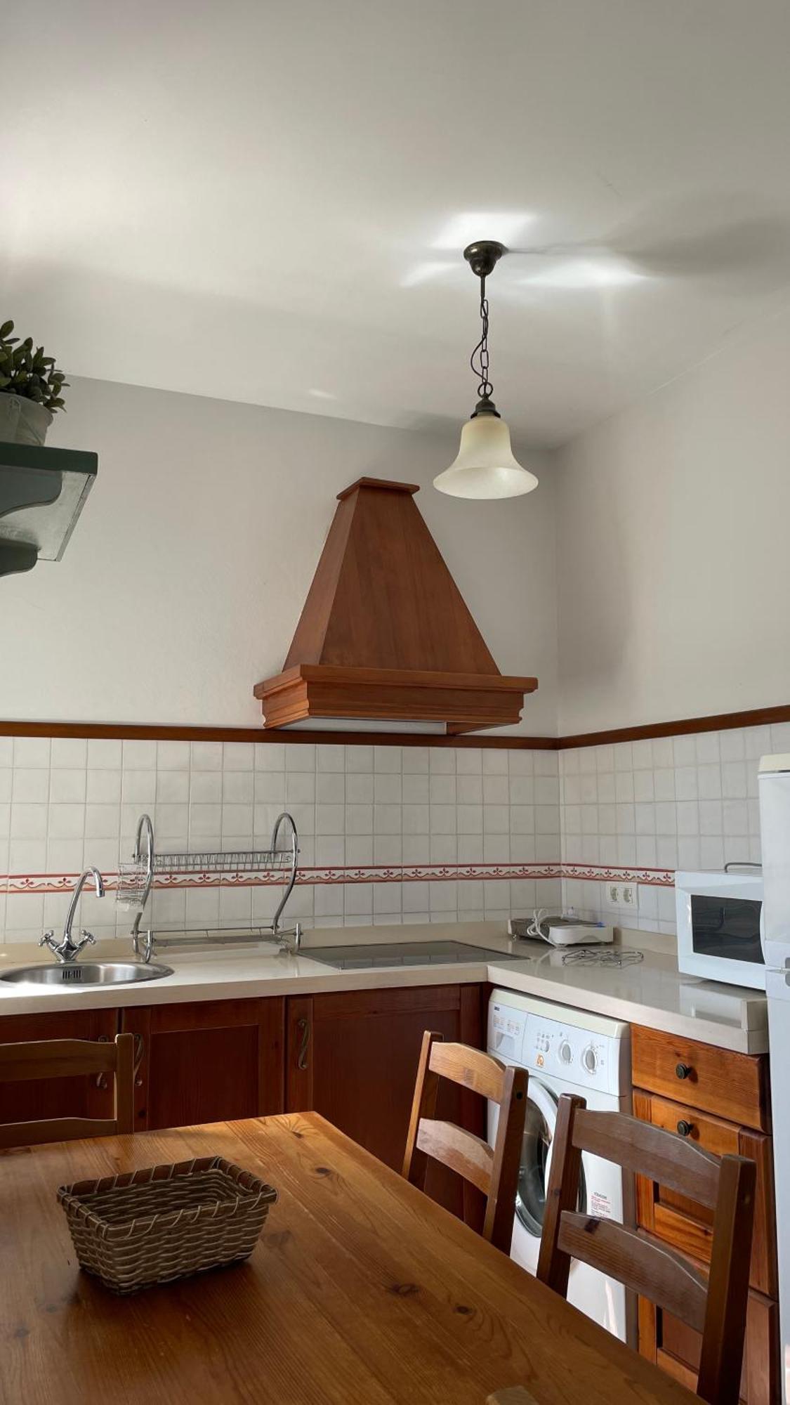 Apartamentos El Picoretu Mestas De Con Exterior foto