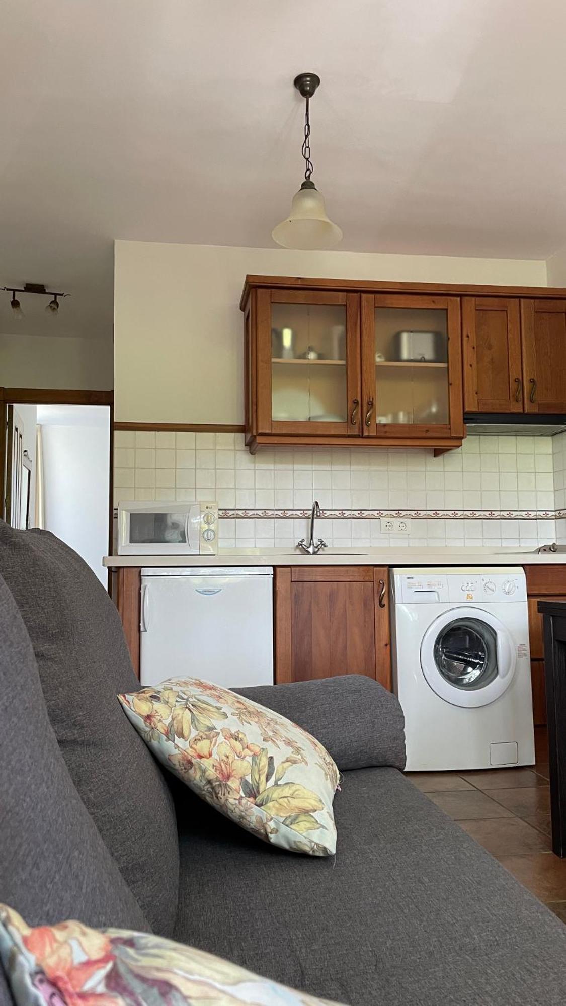 Apartamentos El Picoretu Mestas De Con Exterior foto